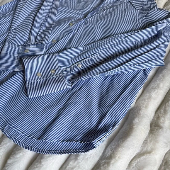 Zara Button-Up - Picture 4 of 5